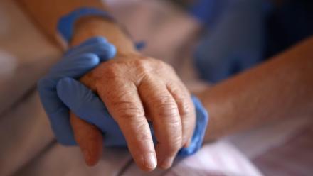 Aide à mourir: désaccord confirmé entre députés et sénateurs, vers une adoption définitive le 15 juillet
