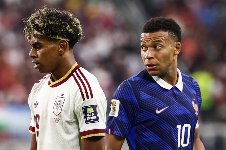 Kylian Mbappe (d) et Lamine Yamal lors de la demi-finale du Mondial-2026 entre la France et l'Espagne, le 14 juillet à Dallas