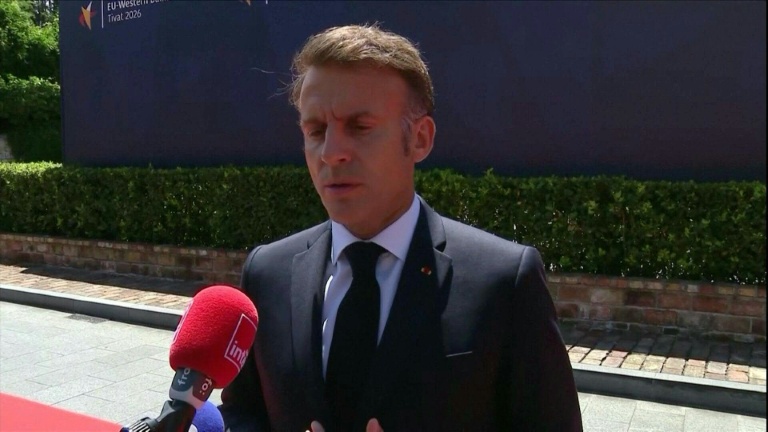 Affaire Lyhanna : Macron dénonce un 