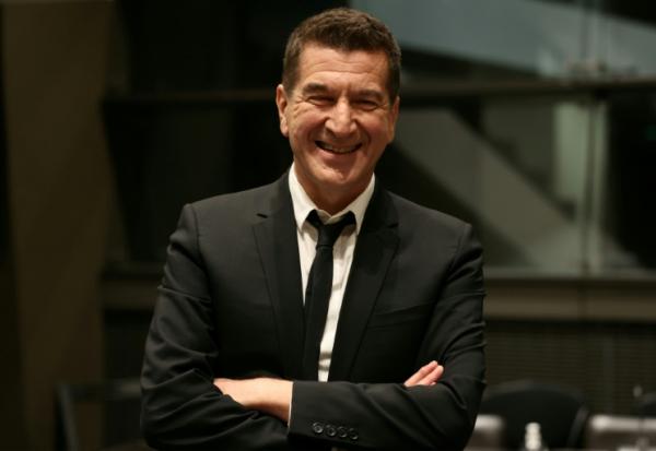 Matthieu Pigasse, fondateur du groupe de presse Combat et actionnaire du groupe de production audiovisuelle Mediawan, à l'Assemblée nationale à Paris, le 2 avril 2026