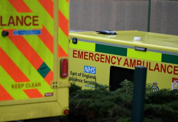 Une collision vendredi de deux trains de passagers près de Bedford, au nord de Londres, a fait un mort et des dizaines de blessés dont 11 "très grièvement", selon les services de secours qui ont dépêché d'importants moyens