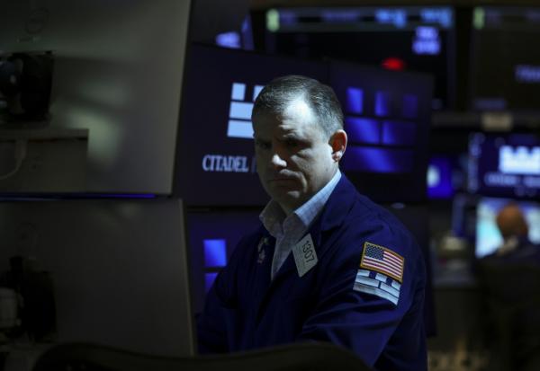 Un opérateur à la Bourse de New York, le 27 mai 2026