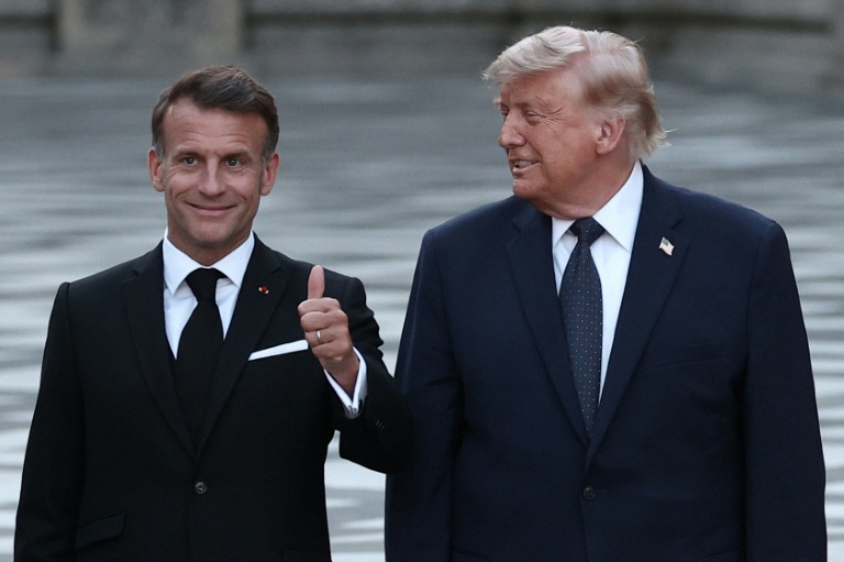 Emmanuel Macron accueille Donald Trump au château de Versailles, le 17 juin 2026.