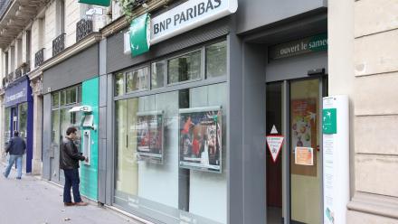 BNP Paribas : Arval négocie avec Mercedes-Benz pour l'acquisition d'Athlon