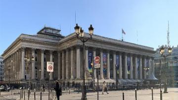 Immersion : proche de l'équilibre au 1er semestre