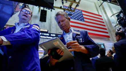 Wall Street retombe, Meta et Tesla peinent à convaincre
