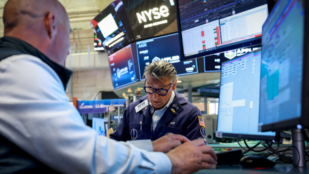 Wall Street : sursaut des valeurs de la 'tech' après la purge