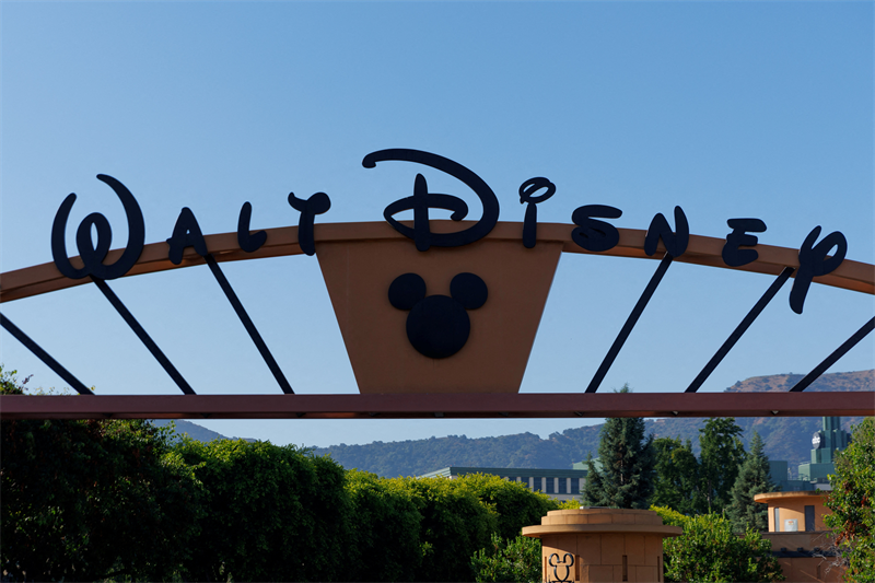Walt Disney : Josh D'Amaro confirmé en tant que successeur de Bob Iger !