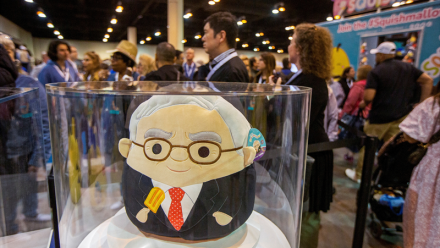 Warren Buffett compare l'IA à... l'arme nucléaire