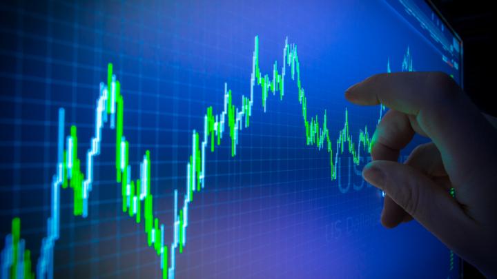 Exxon sonne l'alarme sur les stocks pétroliers et évoque un Brent à 160 USD
